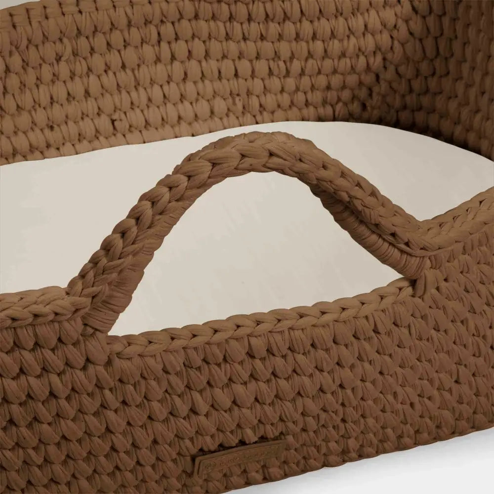 Ickle Bubba Nova Moses Basket & Stand - Mocha Brown
