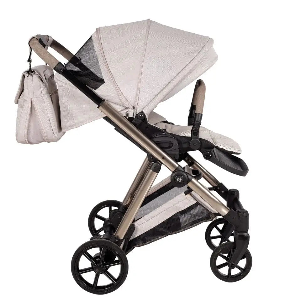 Junama Elegant Beige 3 in 1 Travel System With Isofix Junama