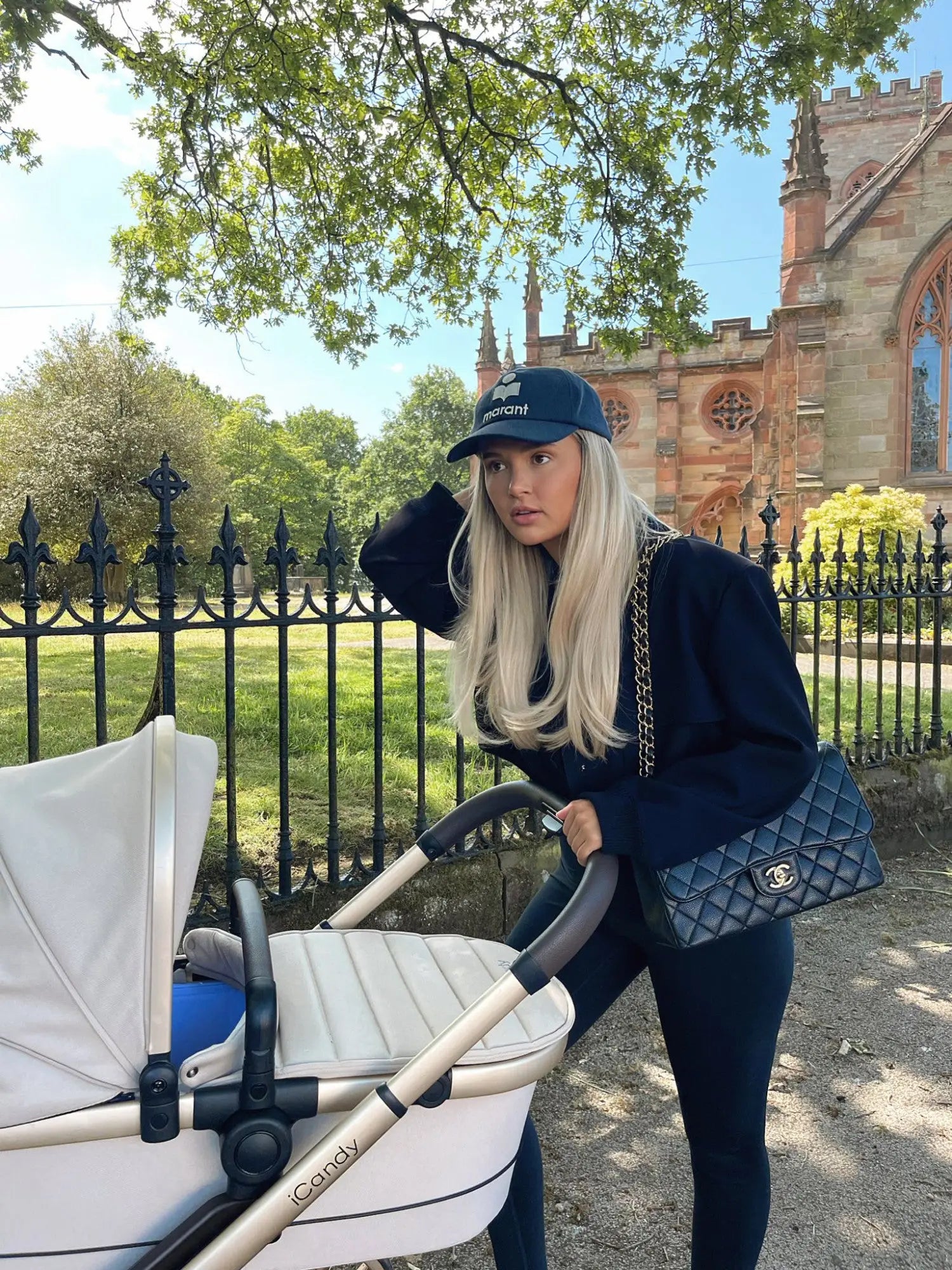 What Pram Does Molly-Mae have?