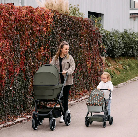 Dolls Prams 3 to 8 Year olds