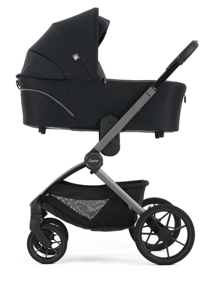 BabyStyle Oyster Vee 3 in 1 Travel System –  Liquorice