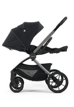 BabyStyle Oyster Vee 4 in 1 Travel System –  Liquorice