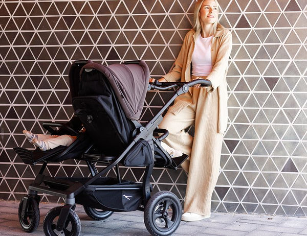TFK Duo Twin & Sibling Pram – Braun (Brown) | 2026 Combi Seat Version