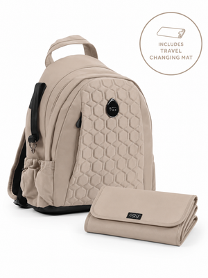 Egg3 Backpack Feather - With Travel Changing Mat