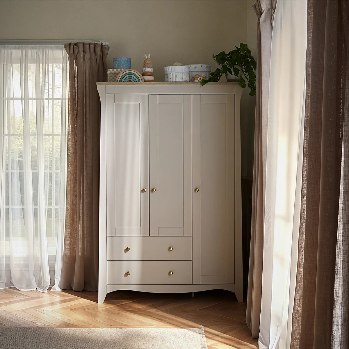 Cuddle Co Clara Triple Wardrobe - Cashmere