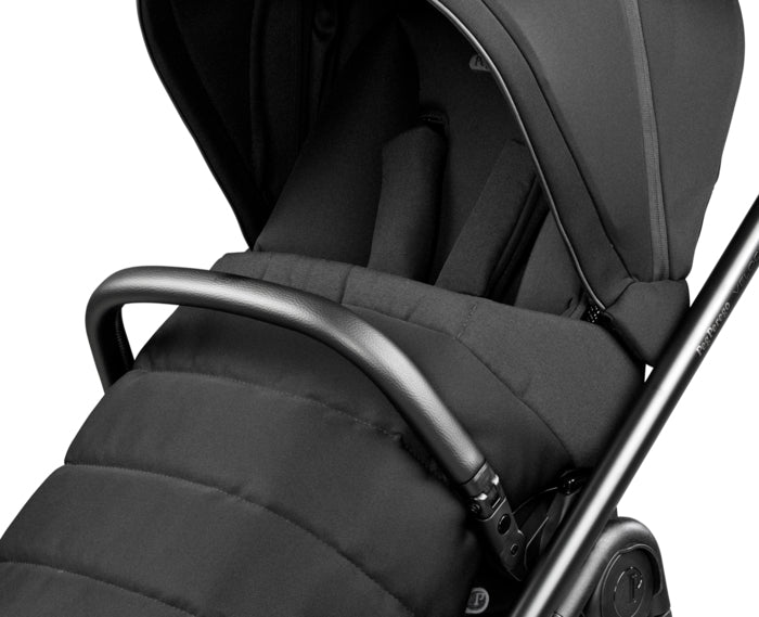 Peg Perego Veloce Lite Travel System i-Size 360 Bundle  - True Black