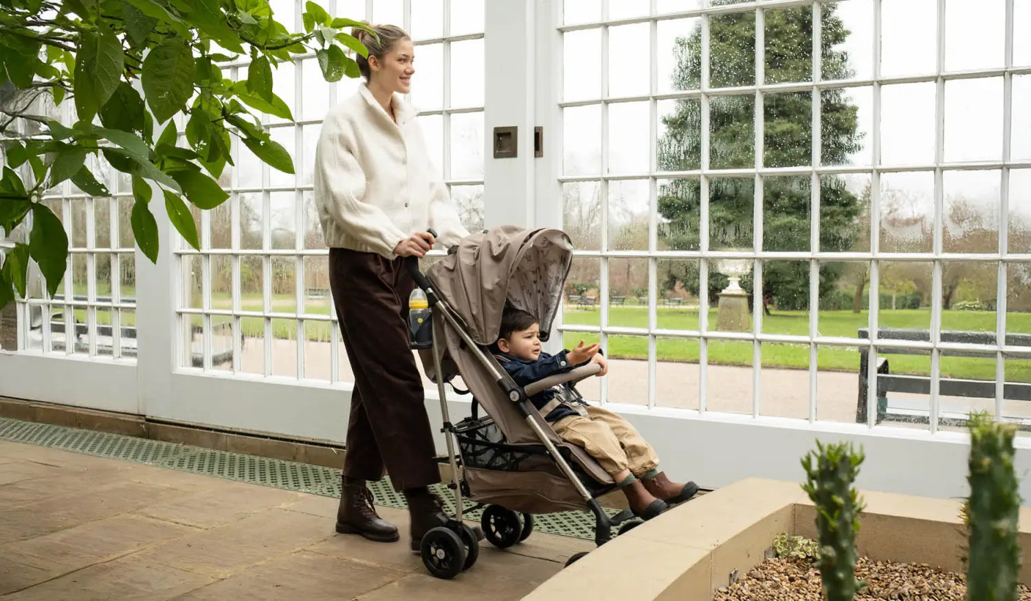 The Ultimate Guide to the Best Holiday Strollers in 2026