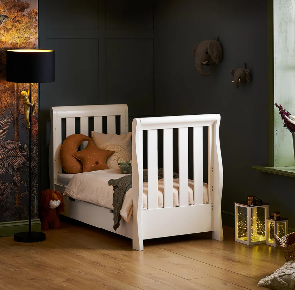 Stamford Luxe Sleigh 2 Piece Room Set - White