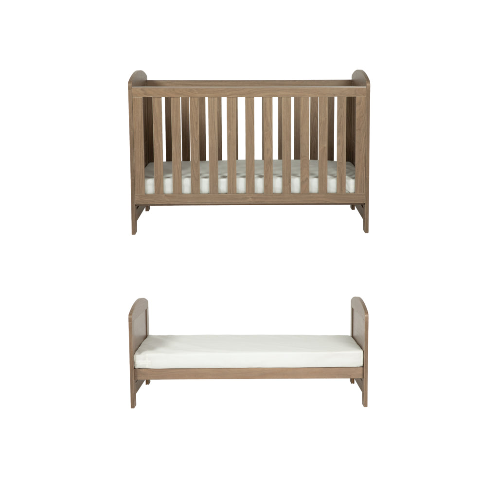 Seeker Drift oak-effect baby cot bed 