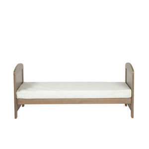 Bebe & Beyond Seeker Cot Bed – Drift