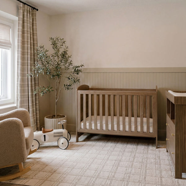 Bebe & Beyond Seeker Cot Bed – Drift