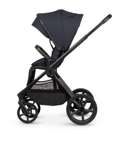 Venicci x Hunter Upline 3 Navy 4-in-1 Plus Travel System with ISOFIX Base & Home Stand