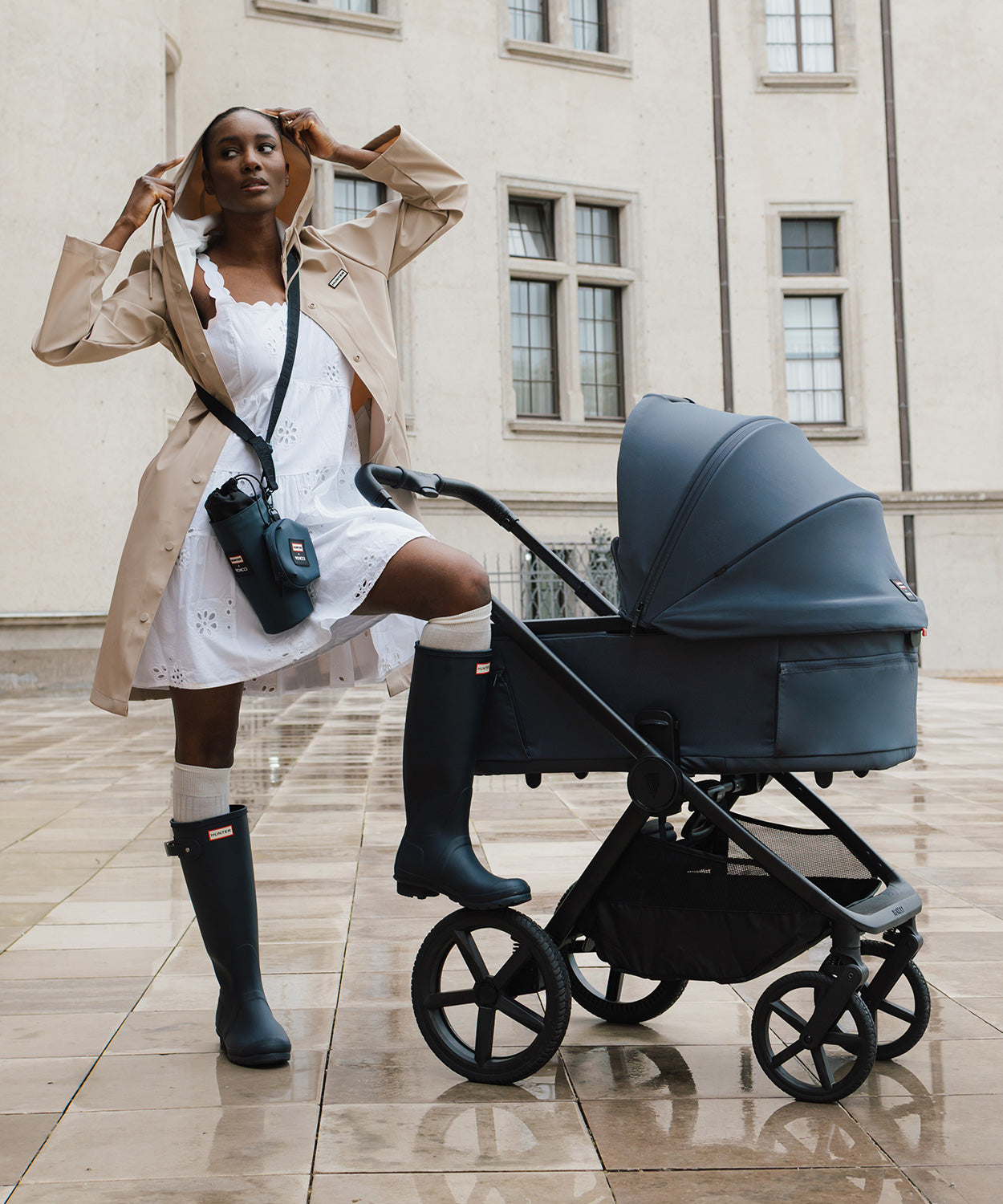 Venicci x Hunter Upline 3 Navy 3-in-1 Travel System