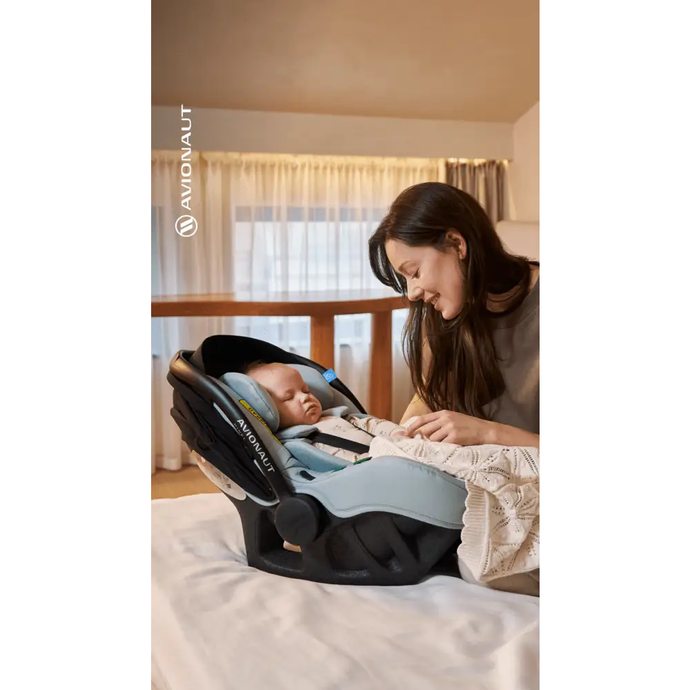 Avionaut Pixel PRO 2.0 C Mint – 2.5kg i-Size Infant Carrier (40–86cm) Avionaut