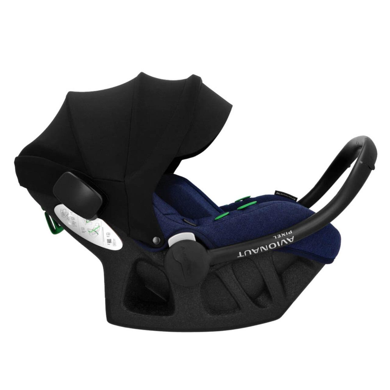 Avionaut Pixel Pro 2.0 Navy Infant Carrier and IQ Isofix Base  Avionaut   