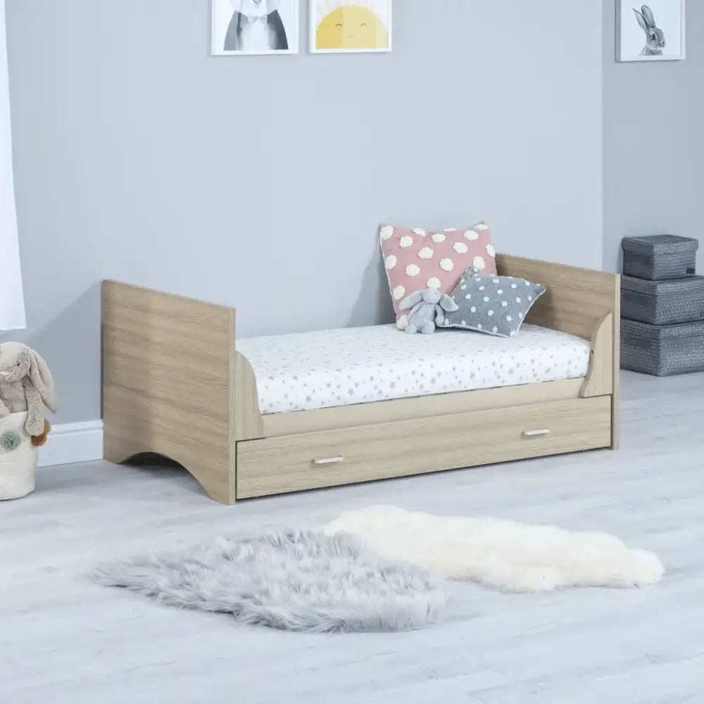 Babymore Veni 2 Piece Nursery Room Set with Drawer - Oak Babymore