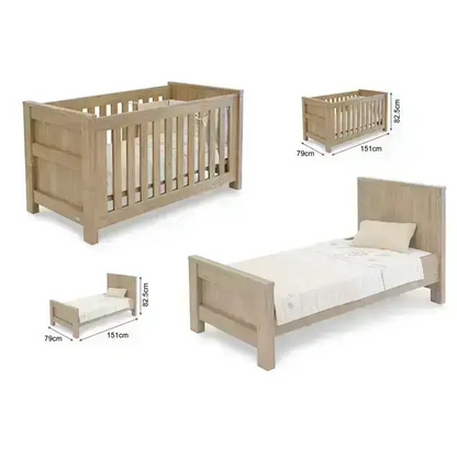 BabyStyle BabyStyle Bordeaux Oak Cot Bed