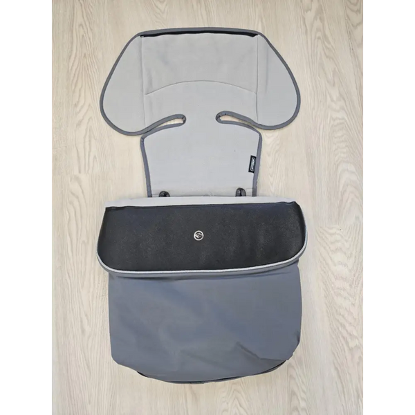 Bebecar Universal Footmuff PP985 – Grey/Black (Clearance) Bebecar