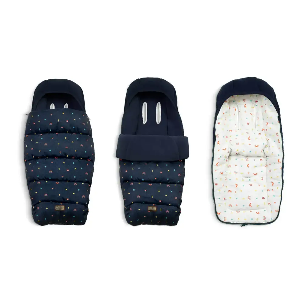 Cosatto Wow 3 Rotate & Recline Cozy Bundle Doodle Days – Travel System with Carrycot, Acorn Recline i-Size Car Seat & Rotating Base Cosatto