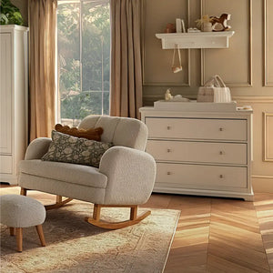 Cuddle Co Beaumont Nursery Shelf - White