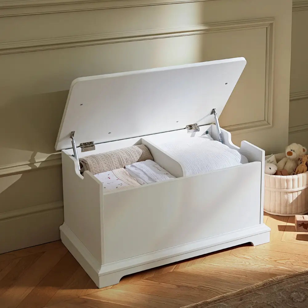 Cuddle Co Beaumont Storage Box - White