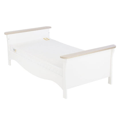 Cuddle Co Clara 2 Piece Nursery Furniture Set - White and Ash Cuddle Co