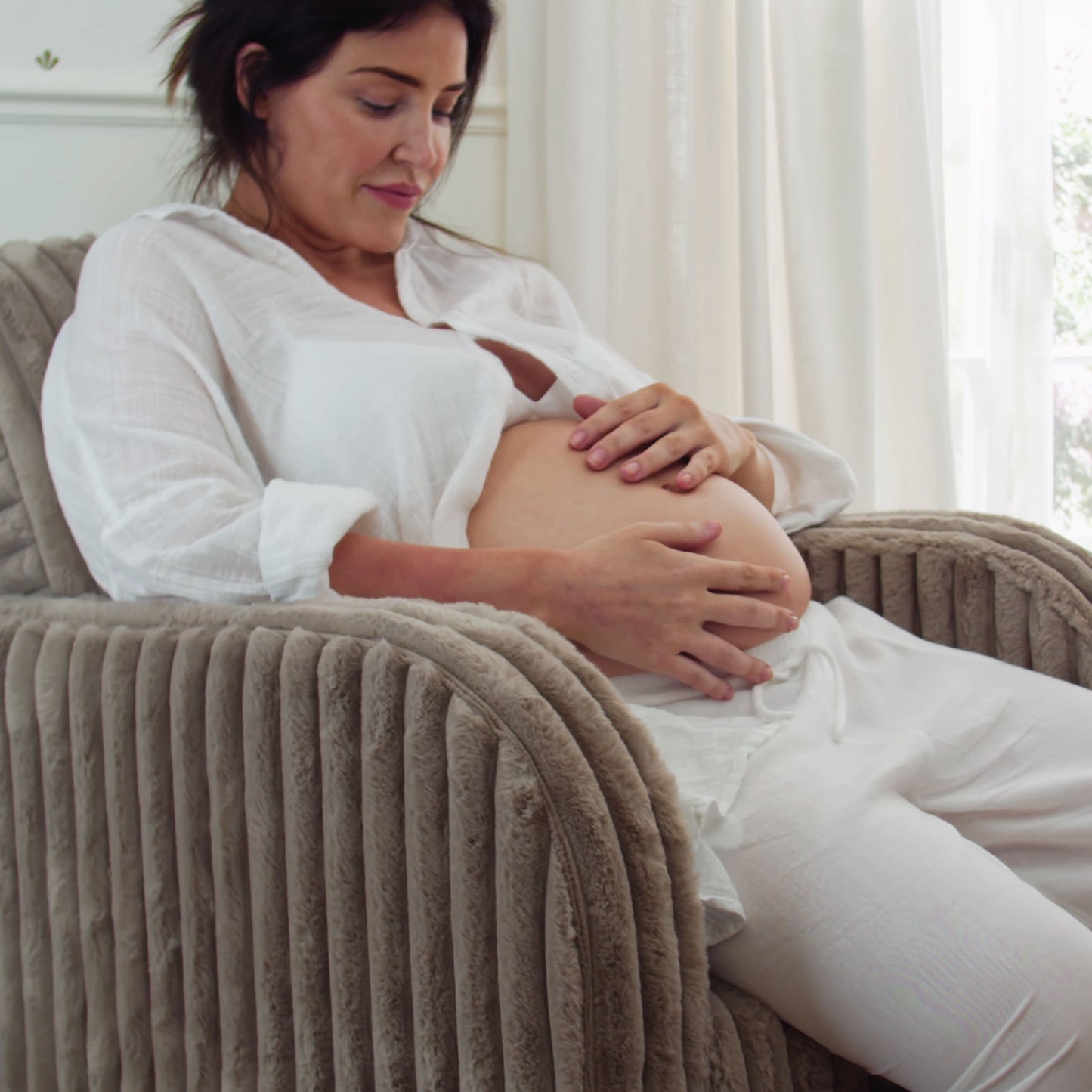 Cuddle Co Etta Faux Fur Nursing Chair - Mink Cuddle Co