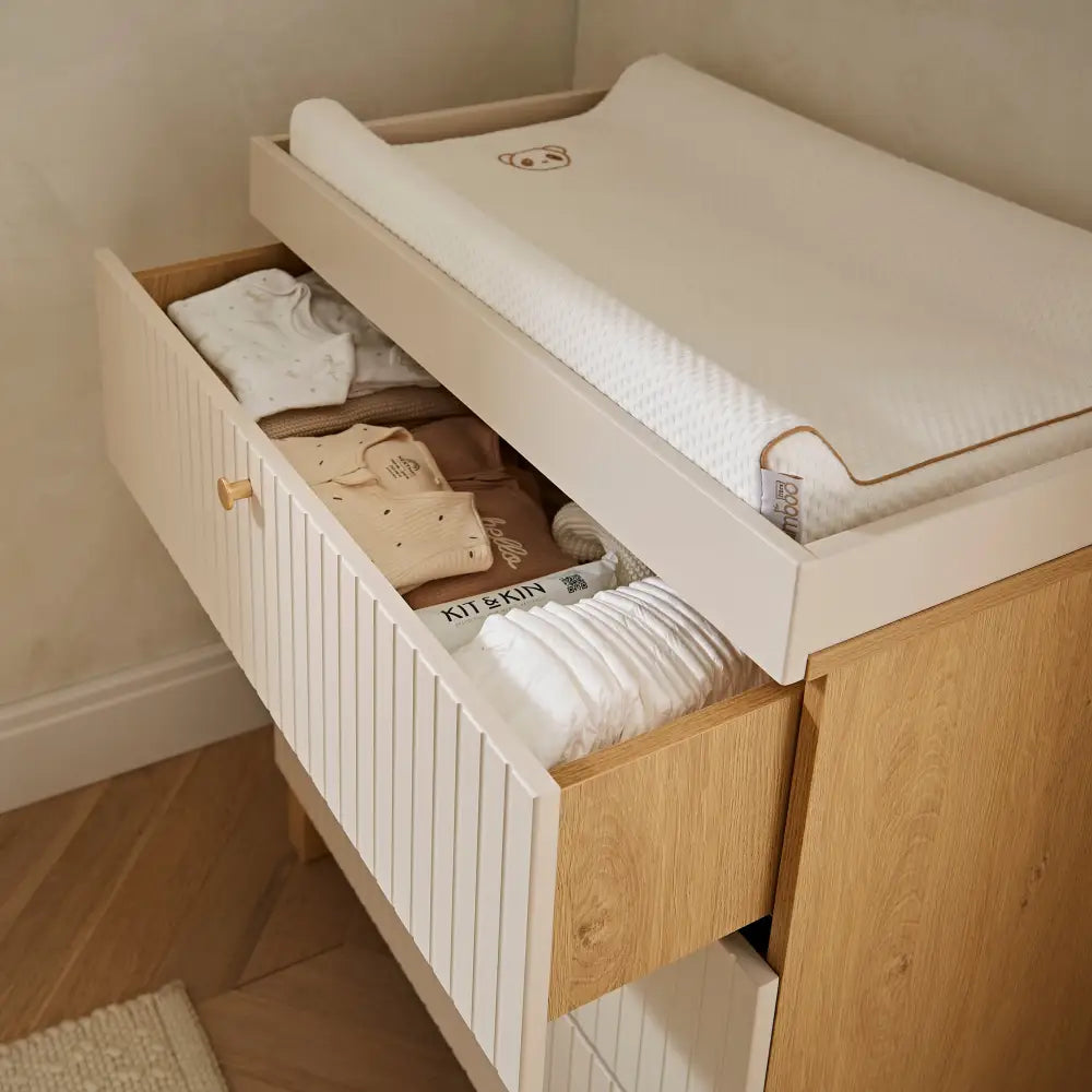 Cuddle Co Remi 3 Piece Nursery Furniture Set - Oak & Cashmere Cuddle Co