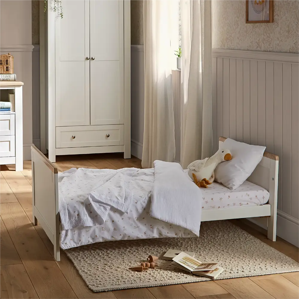 CuddleCo Burford White & Oak 2 Piece Nursery Furniture Set