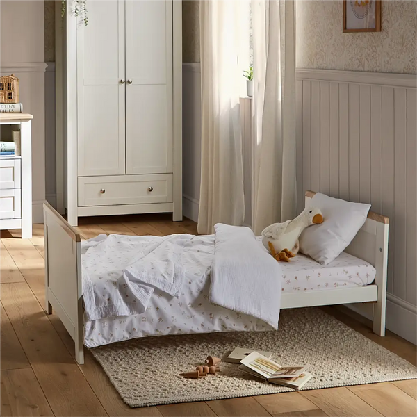 CuddleCo Burford White & Oak 2 Piece Nursery Furniture Set