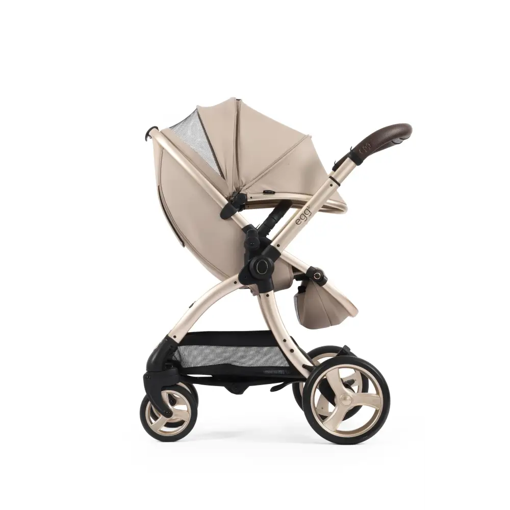 Egg3® Feather Luxury Stroller Snuggle Bundle Egg