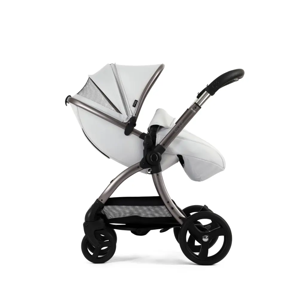 Egg3® Houndstooth Silver Special Edition Luxury Stroller Bundle - 8 Piece Bundle Egg
