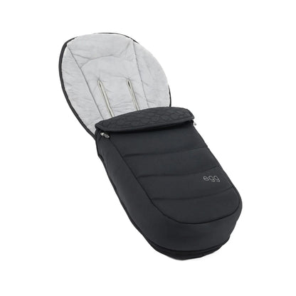 Egg3 Carbonite Luxury Twin Bundle with Shell 360 i-Size Car Seats & 360 ISOFIX Bases