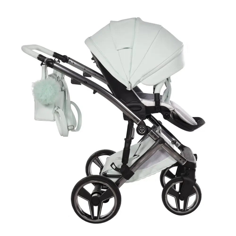 Junama Diamond 4 in 1 Travel System with Isofix Base - Premium Candy Mint Junama