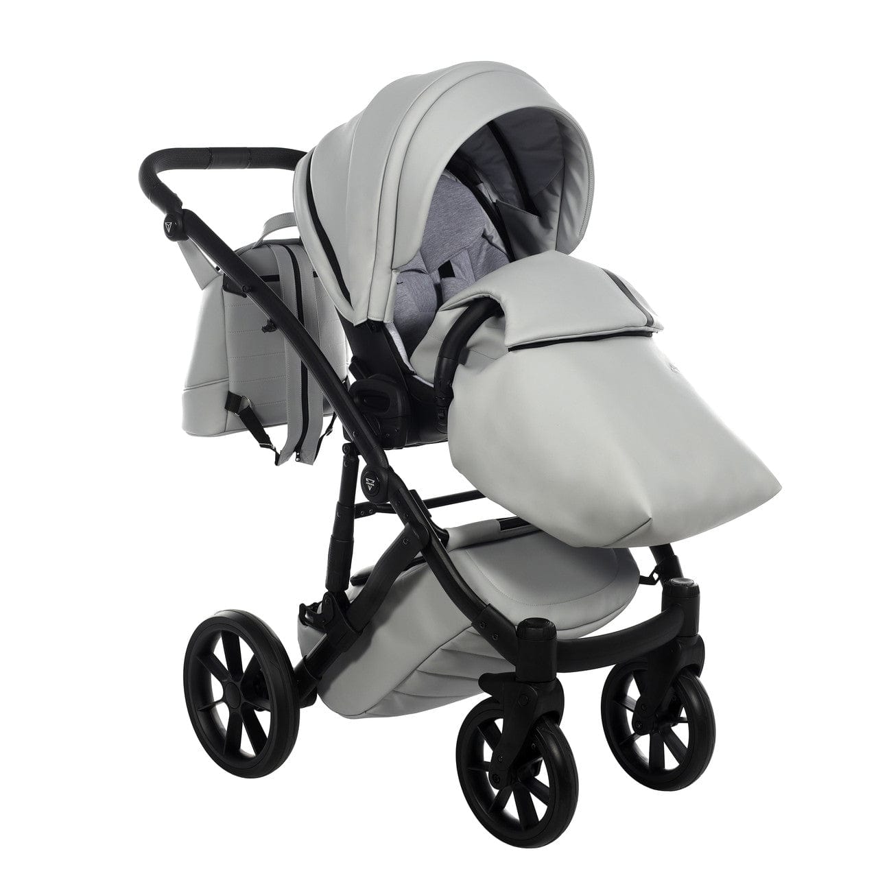 Junama Space Eco Leatherette 4 in 1 Pram with Isofix Base - Grey Junama