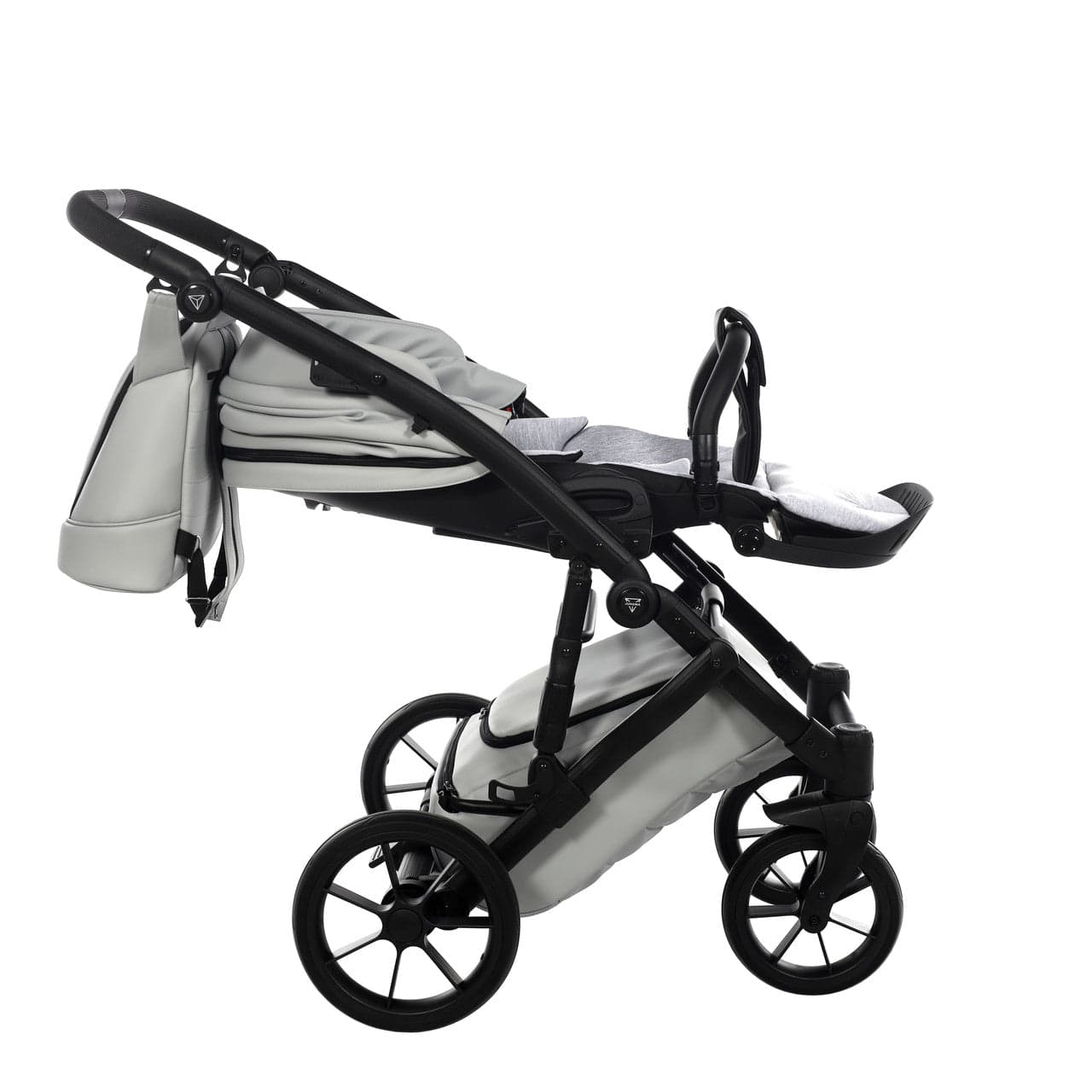 Junama Space Eco Leatherette 4 in 1 Pram with Isofix Base - Grey Junama