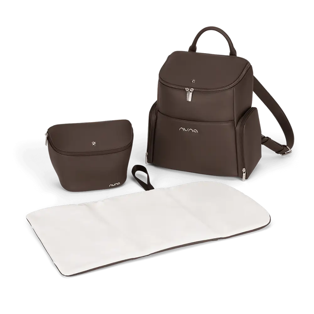 Nuna Essential BMW Changing Bag – Espresso