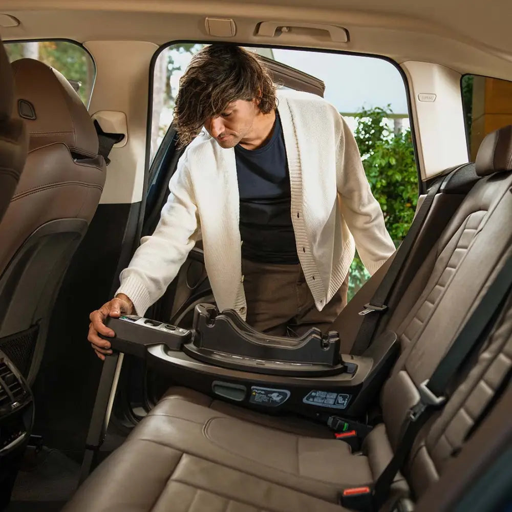 Nuna TRIV LX All-Season Set + BASE curv + ARRA flex Travel System - Cosmopolitan
