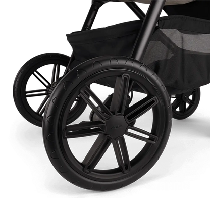 Nuna TRIV LX All-Season Set + BASE curv + ARRA flex Travel System - Cosmopolitan