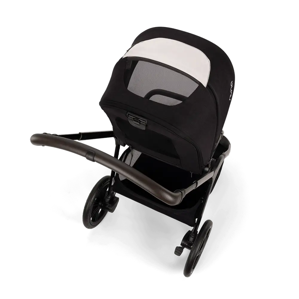 Nuna TRIV LX All-Season Set + BASE curv + ARRA flex Travel System - Caviar