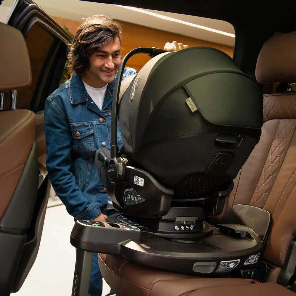 Nuna TRIV Next Travel System with ARRA Flex Car Seat & BASE curv – Chestnut