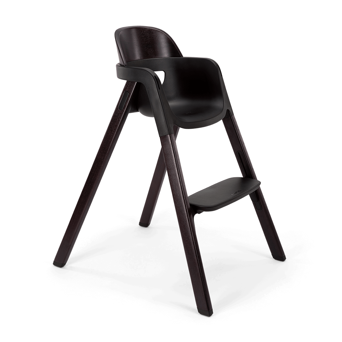 Dark brown wooden Nuna BRYN highchair with sleek modern design and integrated footrest for comfortable seating