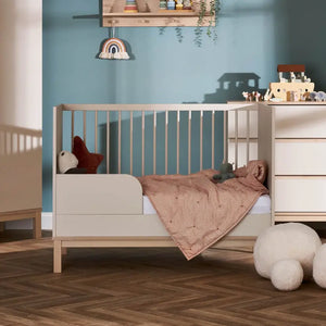 OBaby Evie Mini Cot Bed – Cashmere & Pine OBaby