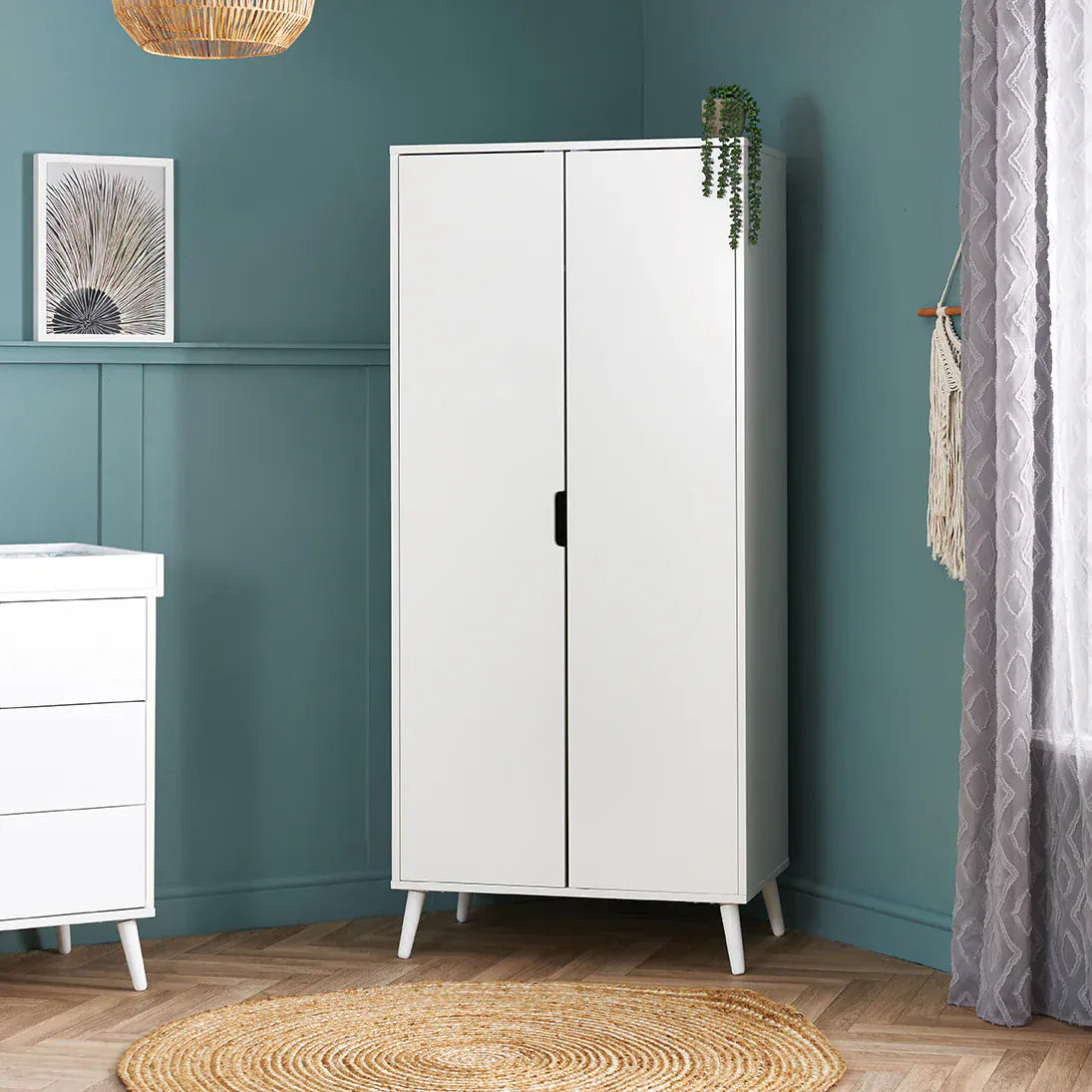 Obaby Maya 3 Piece Nursery Furniture Set – White & Acrylic Obaby