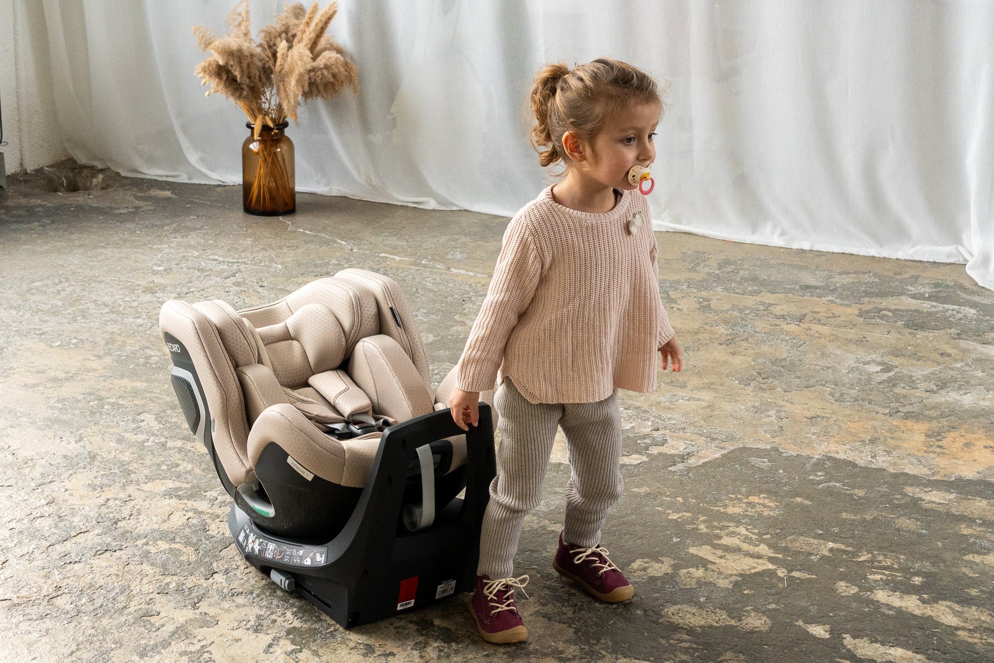 Recaro Xenon 1 Baby Car Seat (40-125cm) -Elegant Beige General Recaro