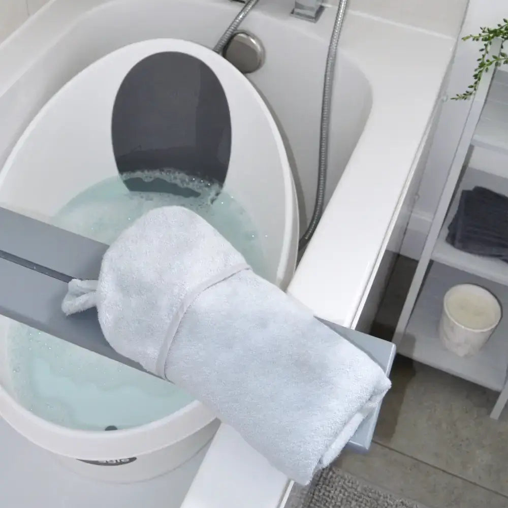 Shnuggle Wearable Towel - Grey Shnuggle