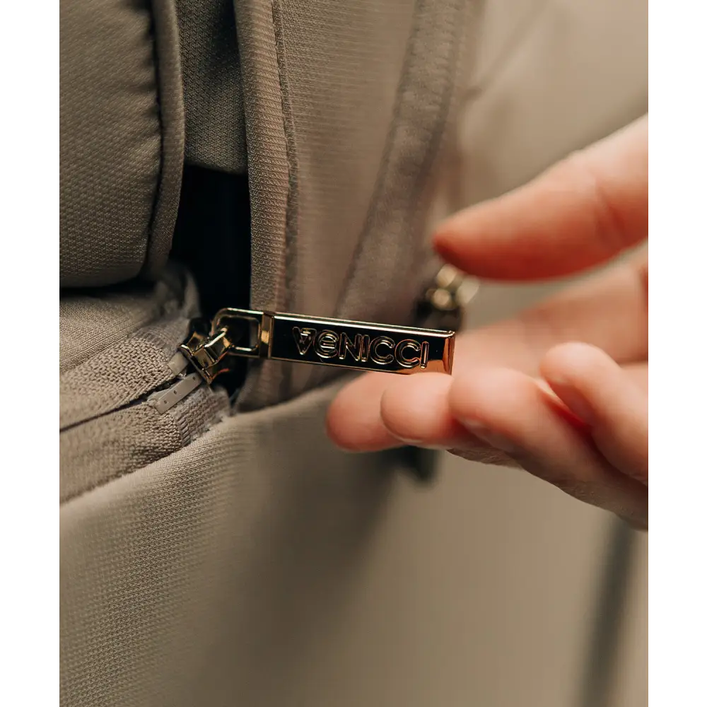 Venicci Claro 2 Almond 4-in-1 Travel System with Rotating Isofix Base