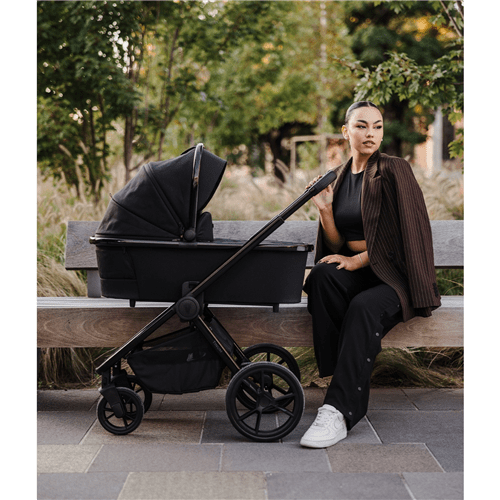 Venicci Tinum Edge 3 in 1 Special Edition Travel System - Raven  Venicci   