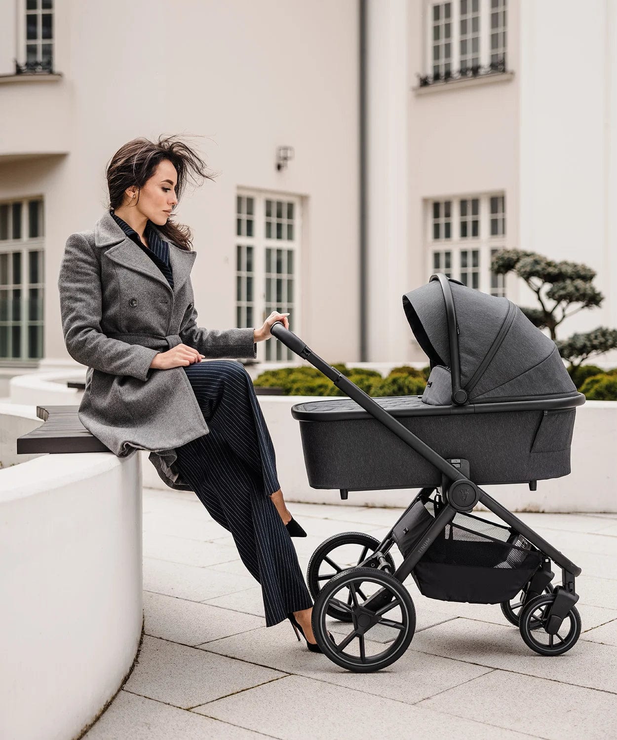 Venicci Tinum Edge 3 in 1 Travel System - Charcoal  Venicci   