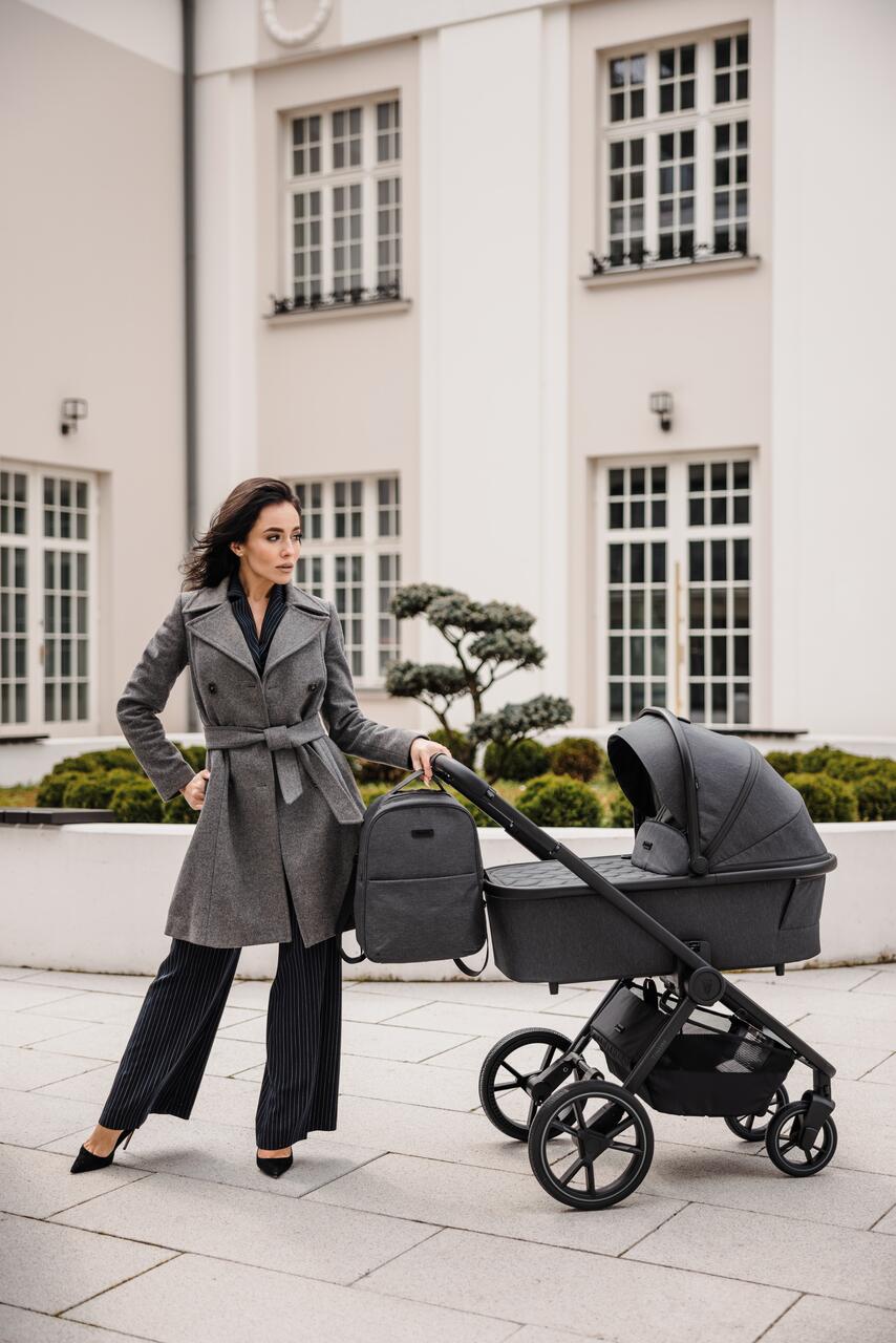 Venicci Tinum Edge 3 in 1 Travel System Plus Isofix Base - Charcoal  Venicci   